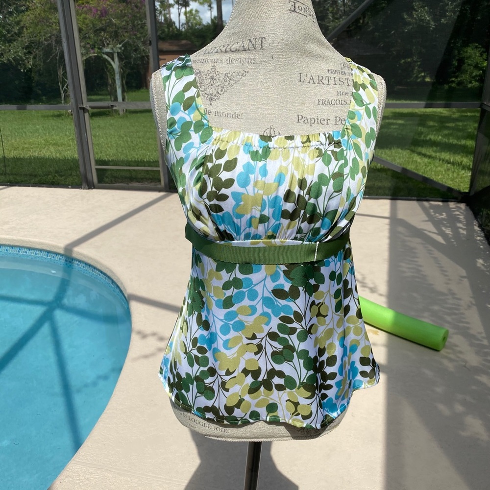 Ann Taylor LOFT Top